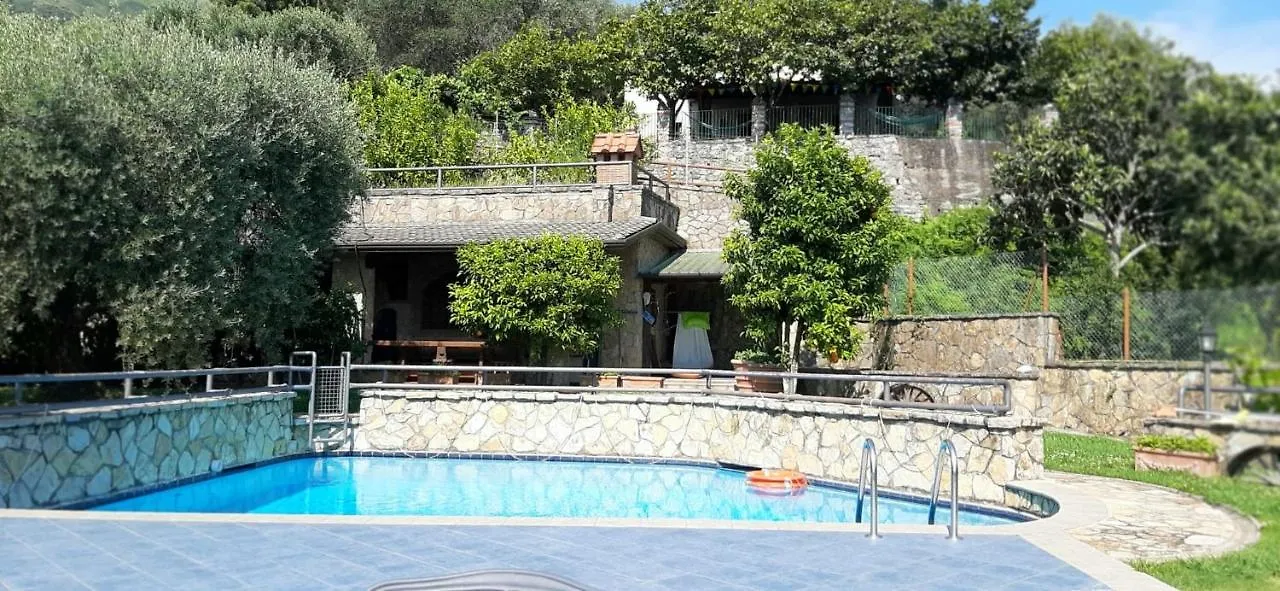 Collealceppo-Residenza La Foresteria- Piscina Panoramica, 13 Km. Dal Mare Montemagno  0*, Montemagno (Lucca)
